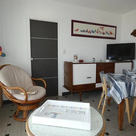 Appartement 35m² Proche Avec Balcon, Parking Et Animaux Admis - 4 Personnes - Fr-1-540-306