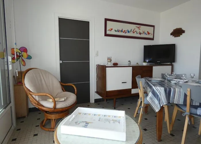 Appartement 35m² Proche Avec Balcon, Parking Et Animaux Admis - 4 Personnes - Fr-1-540-306