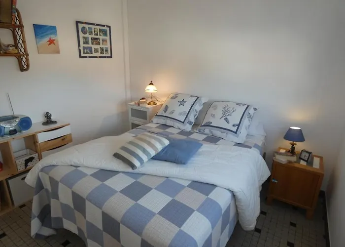 Appartement 35m² Proche Avec Balcon, Parking Et Animaux Admis - 4 Personnes - Fr-1-540-306