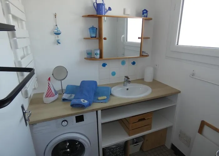 35m² Proche Avec Balcon, Parking Et Animaux Admis - 4 Personnes - Fr-1-540-306 Appartement *